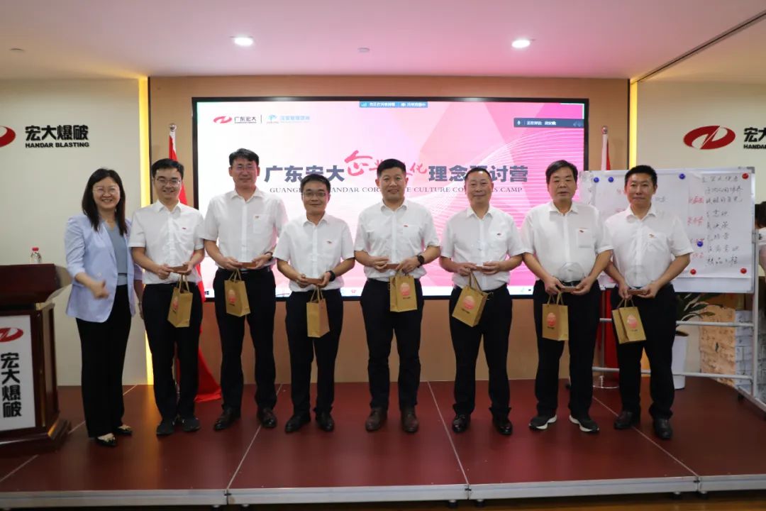 1692869703784297.jpg 640 (3).jpg