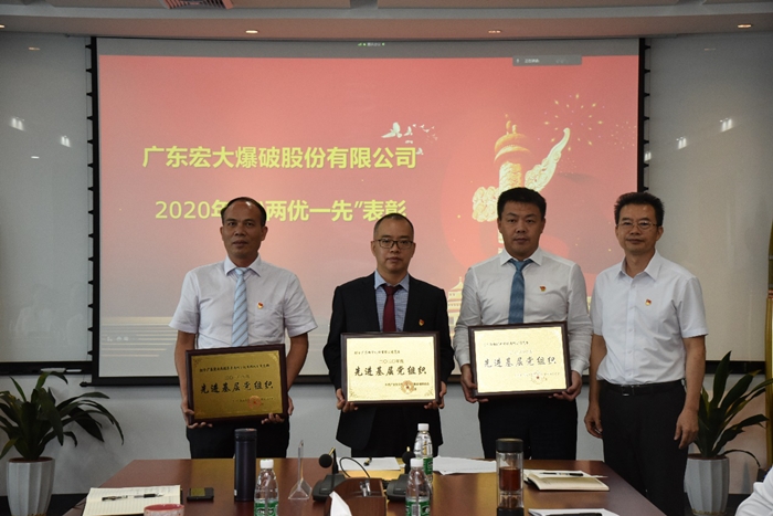 j9ÕæÈË(Öйú¼¯ÍÅ)ÓÎÏ·µÚÒ»Æ·ÅÆ